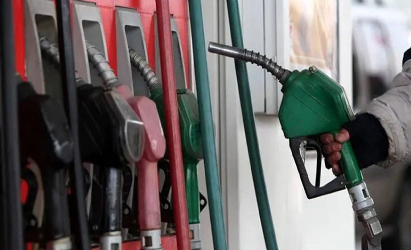 Eşel Mobil sona erdi, ÖTV yükseliyor: Akaryakıta çifte zam