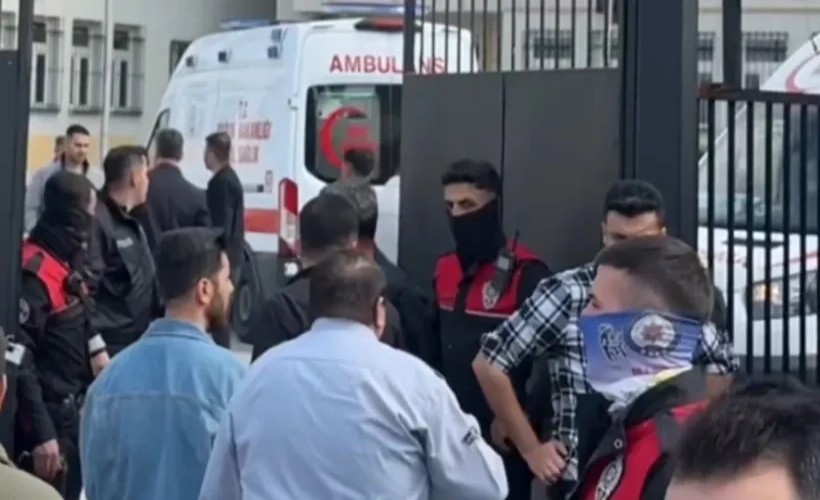 Esenyurt'ta lisede bıçaklı kavga