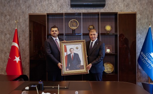 AK Partili İnan'dan Özgür Özel'e çok sert Tugay yanıtı: Ömrünün sonuna kadar İzmir düşmanı olarak anılacaksın