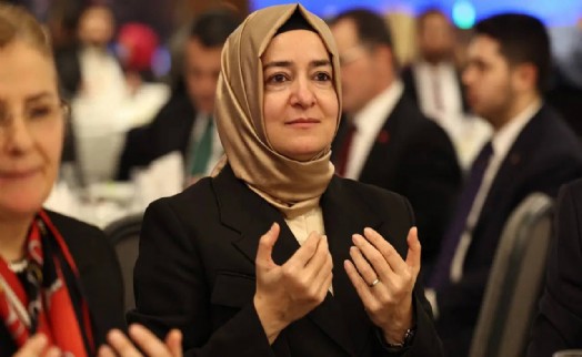 Fatma Betül Sayan'dan 'Tek başıma değilim' çıkışı! Nagehan Alçı'ya anlatmış