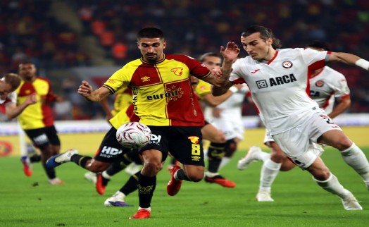 Göz-Göz'e 45 dakika yetti! Çorum FK'yı 2 golle mağlup ettiler