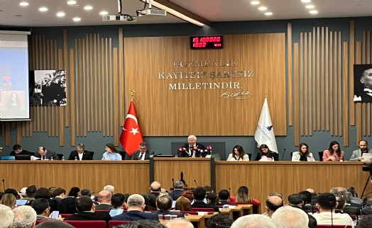 İzmir Meclisi’nde Tugay düğümü: Sert tepki, açık destek!