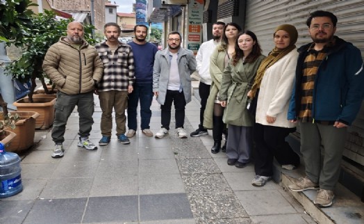 İzmir'de 12 gazeteci işten çıkarıldı: Manşetiz çalışanlarından 'Kod 48' tepkisi!