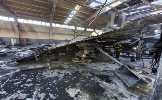 İzmir'de metal fabrikasında patlama! 3'ü ağır 7 işçi yaralandı
