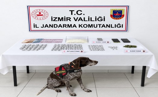İzmir'de uyuşturucu operasyonuna 2 tutuklama