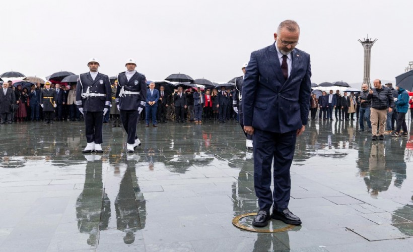 Tugay, Ankara’da belediyenin çelengi AK Partili Yıldız’dan