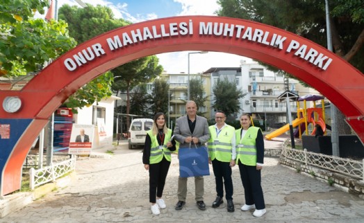 İzmir'de muhtarların günü de emeği de unutulmadı