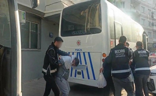 İzmir’de organize suç operasyonu: 5 gözaltı, 4 tutuklama