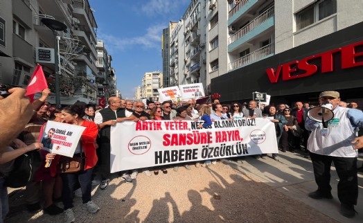 İzmir’de sansüre karşı yürüdüler: 'Özgür basın yoksa toplum tutsaktır!'