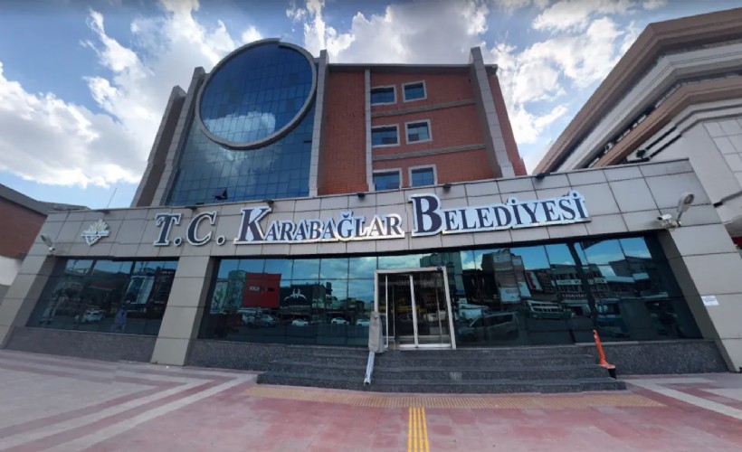 Karabağlar’da üst düzey istifa: Güngörmüş’ten iddialara yanıt!