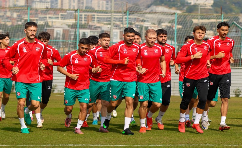 Karşıyaka gençlerle Boluspor'a konuk