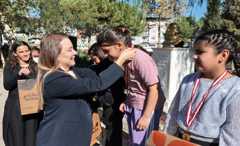 Konak'ın çocukları Şenel Aksu için koştu