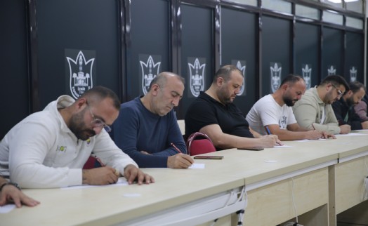 Konak'ta babalara özel destek: BADEP başladı