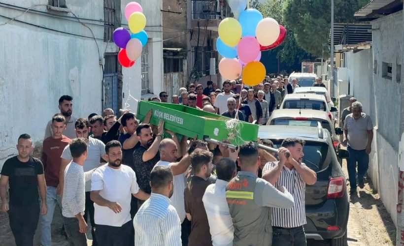 Lösemiye yenilen Ada son yolculuğuna rengarenk balonlarla uğurlandı