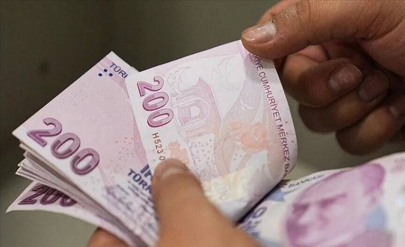 Memur ve emeklileri ilgilendiriyor: AK Parti'den 'zam' açıklaması