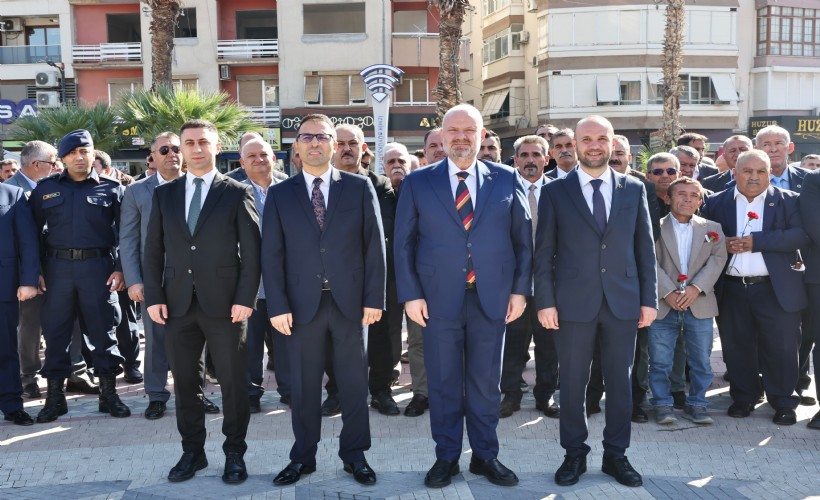 Menemen'de Muhtarlar Günü törenle kutlandı