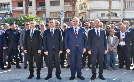 Menemen'de Muhtarlar Günü törenle kutlandı