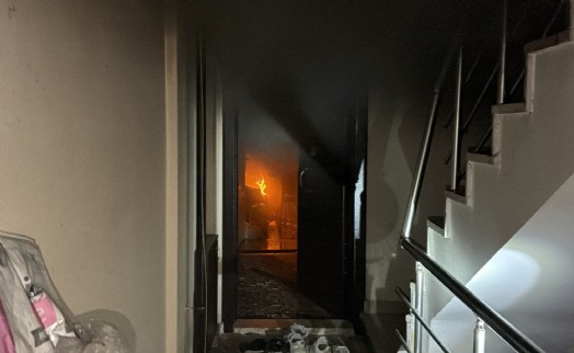 Mutfakta yangın çıktı, apartmandakiler tahliye edildi