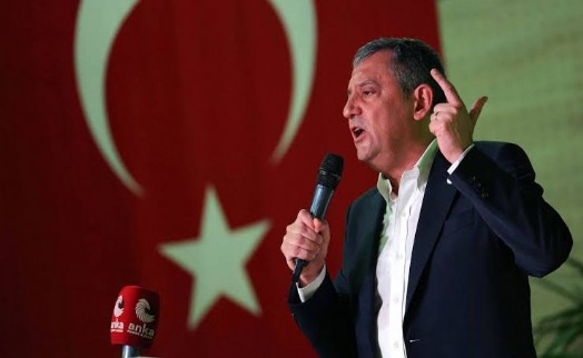 Özgür Özel'den Tugay'a ilişkin çarpıcı iddialar ve açıklamalar! 'Ya AK Parti'ye katılacaksın ya da içeriye atılacaksın dediler'