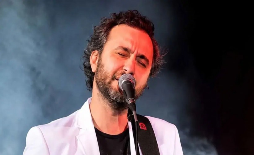 Şarkıcı Nev'in durumu kritik: Yeniden entübe edildi