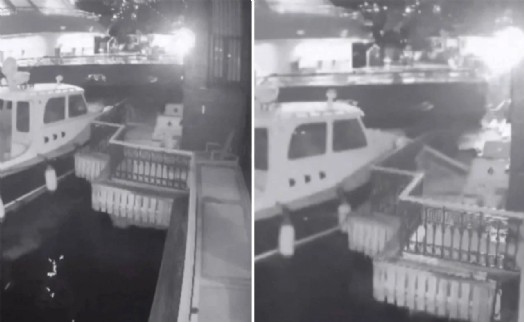 Üsküdar'da yolcu vapuru tarihi yalıya çarptı