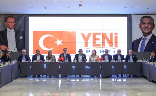 YENİ Parti'de kongre öncesi İzmir zirvesi! Özgür Özel, başkanlarla buluştu