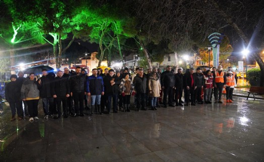 04.17'de duran saat, hiç dinmeyen acılar: Seferihisar 6 Şubat'ı unutmadı