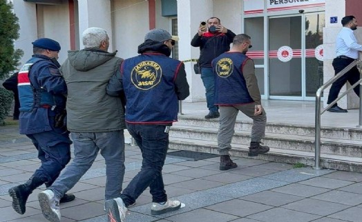 21 yıl önceki cinayette faillerden biri yakalanıp, tutuklandı