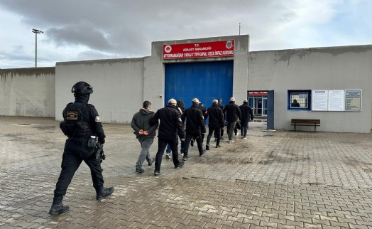 Afyon merkezli DEAŞ operasyon: 6 tutuklama