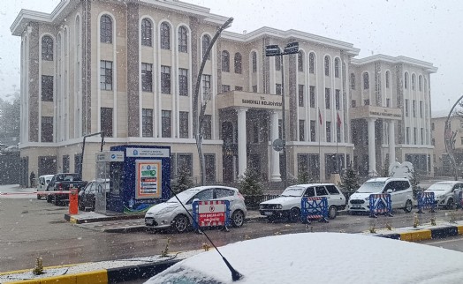 Afyonkarahisar'da kar etkili oldu