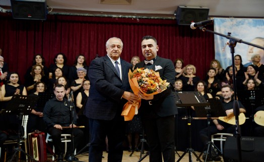 Aliağa'da Türk Halk Müziği rüzgarı esti