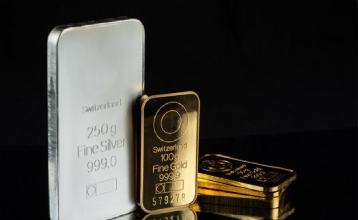 Altın ve gümüşte düşüş sürüyor!