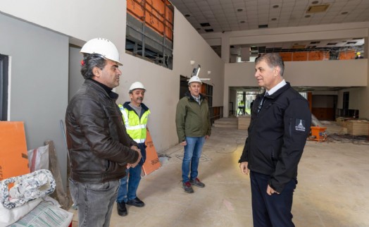 Başkan Tugay'dan Kültürpark'a yeni kütüphane müjdesi