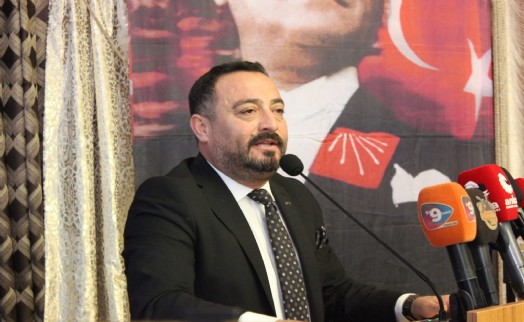 Başkan Turan çiftçinin talebini açıkladı: Ödemiş’ten Salihli’ye tünel yapılsın!