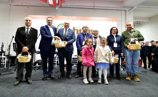 Bornova'da Tohum Takas Şenliği ile toprağın hafızası geleceğe taşındı