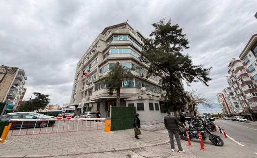 Buca Belediyesi'nde 'rüşvet' soruşturması: Gözaltına alınan bazı isimler belli oldu!