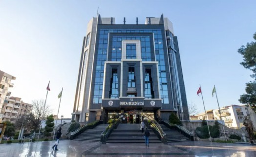 Buca Belediyesi'ne operasyon: 26 gözaltı