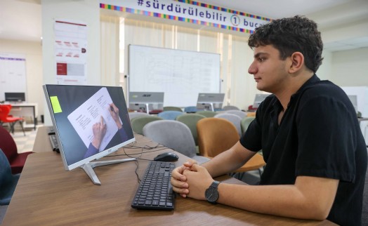 Buca'dan deprem bölgesine eğitim köprüsü