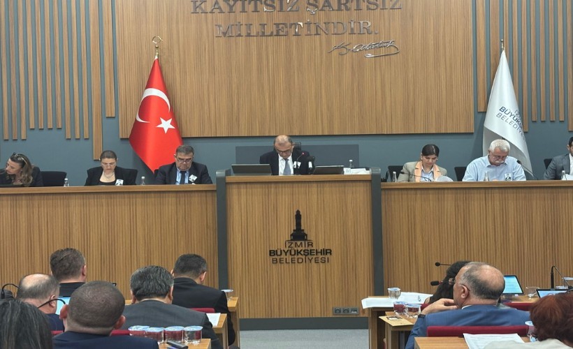 Büyükşehir Meclisi'nde 'Gürlek' tartışması yeniden alevlendi: İnanç 'Kimseye hırsız diyemezsiniz' dedi, yanıt AK Parti'li Yıldız'dan geldi
