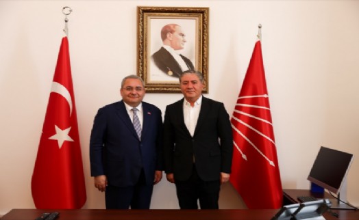CHP'li Murat Emir'den 'Mesut Özarslan' açıklaması: Uzun süredir kapı kapı dolaştığını duymuştuk
