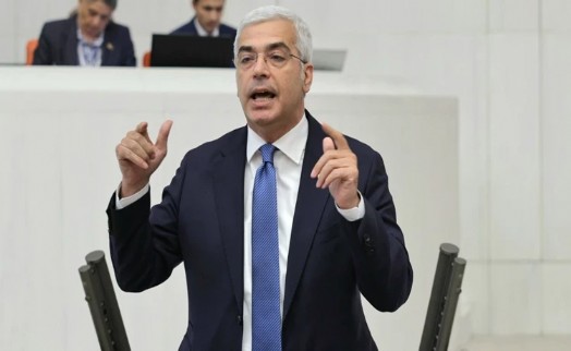 CHP'li Uzun'dan Bakan Çiftçi'ye 'yelek' çıkışı: Yapmamız gereken devleti partiden kurtarmak