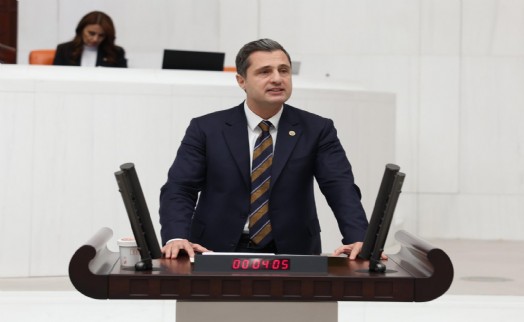 CHP'li Yücel: MEB'in görevi Erdoğan sevgisini ölçmek mi?