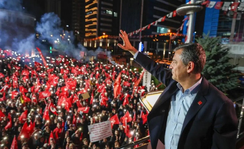 CHP Ataşehir'de... Özel Erdoğan'a seslendi: Türkiye'yi ayağa kaldıracağım!