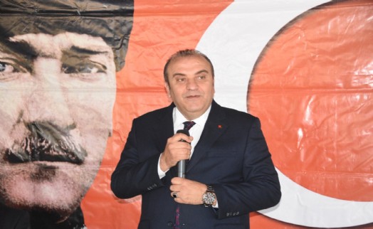 CHP'li Aküzüm'den AK Parti'li mevkidaşına sert yanıt: 'Asfaltı görmeden çukur anlatmak acemiliktir'