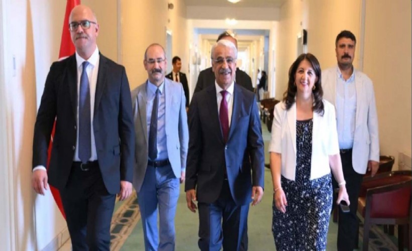 DEM Parti heyeti İmralı'dan döndü