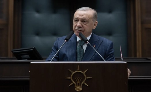 Erdoğan'dan dikkat çeken İzmir örneği: Afet konutlarını işaret etti