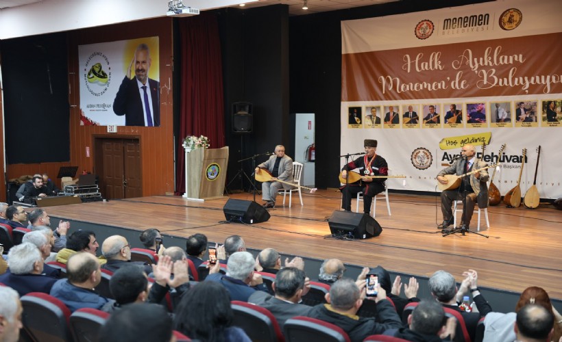 Halk aşıklarından Menemen'de kültür ziyafeti