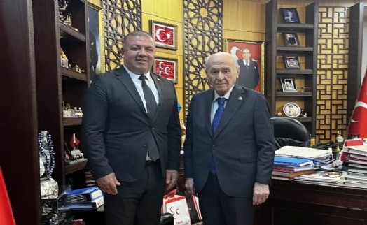 İzmir siyasetinde transfer iddiası: Aydemir MHP'ye mi geçiyor?