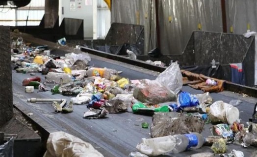 İzmir'de kan donduran olay! Çöp ayrıştırma bandında bebek cesedi bulundu