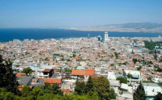 İzmir'de yapıların yüzde 52'si riskli